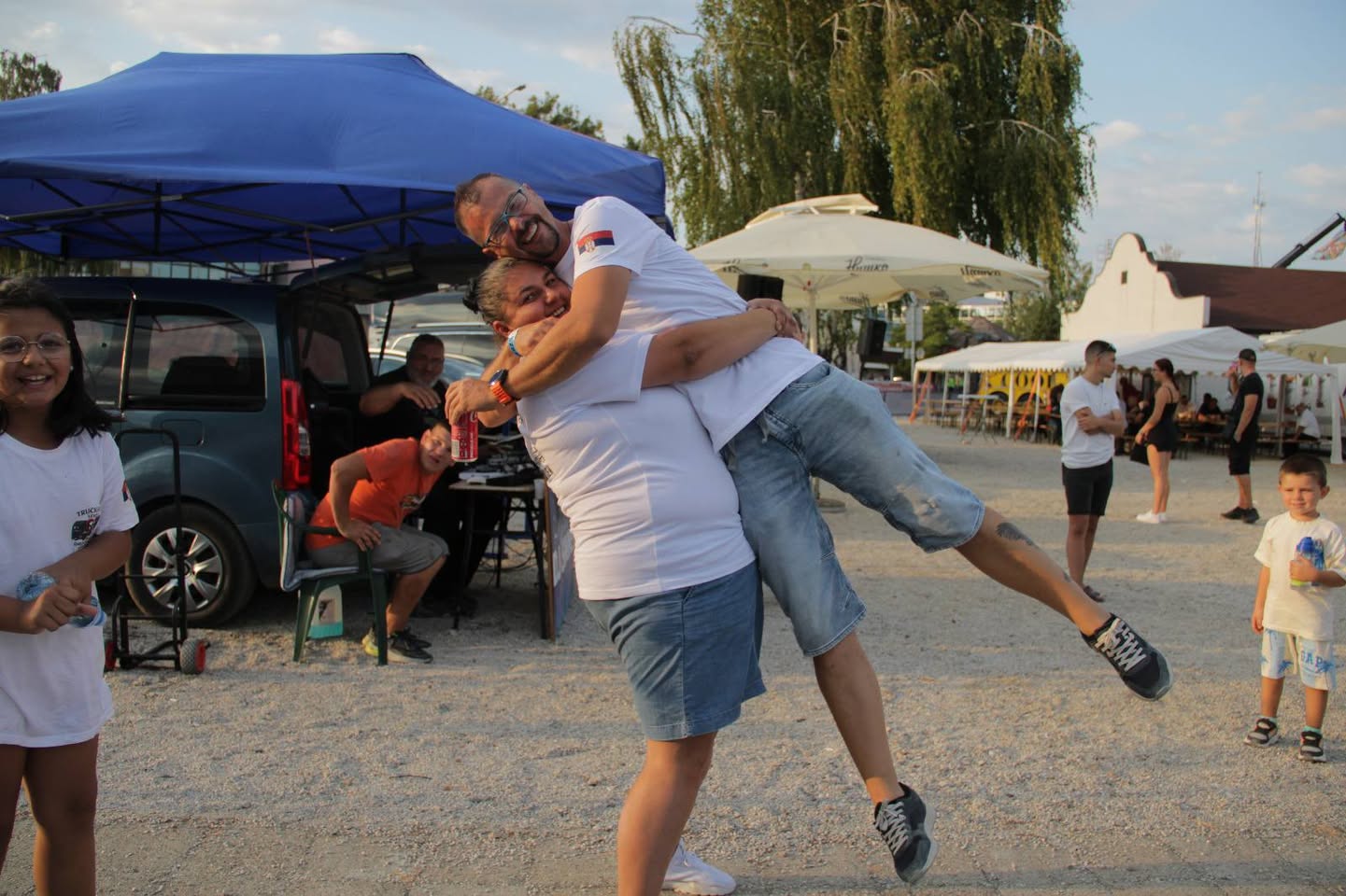 Read more about the article Za naše male heroje!