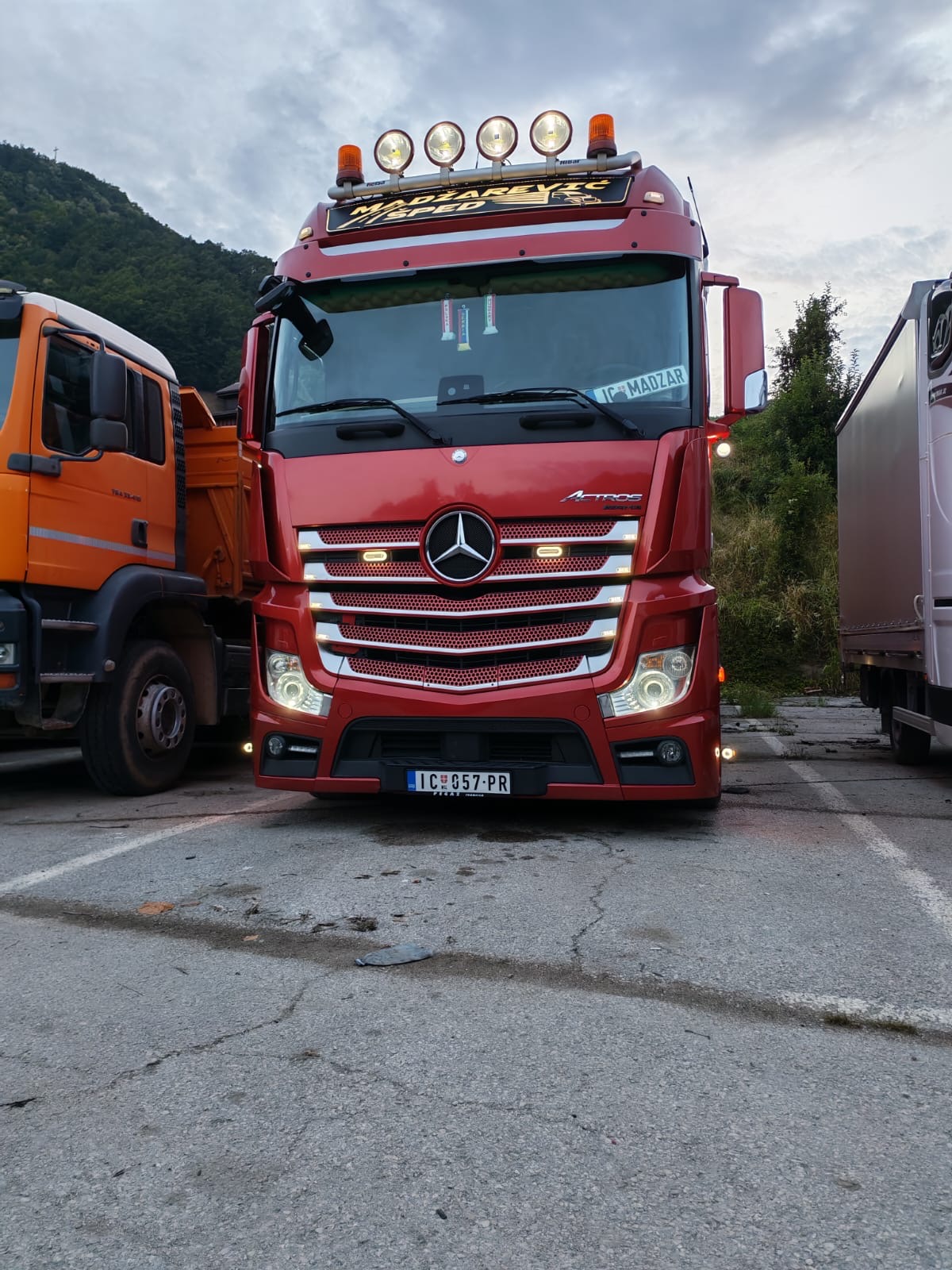 You are currently viewing Miloš Madzarević – Madzarević Šped – Mercedes Benz Actros 1945